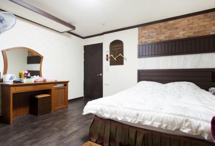Bali Motel Тэджон Экстерьер фото