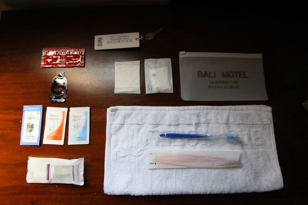Bali Motel Тэджон Экстерьер фото